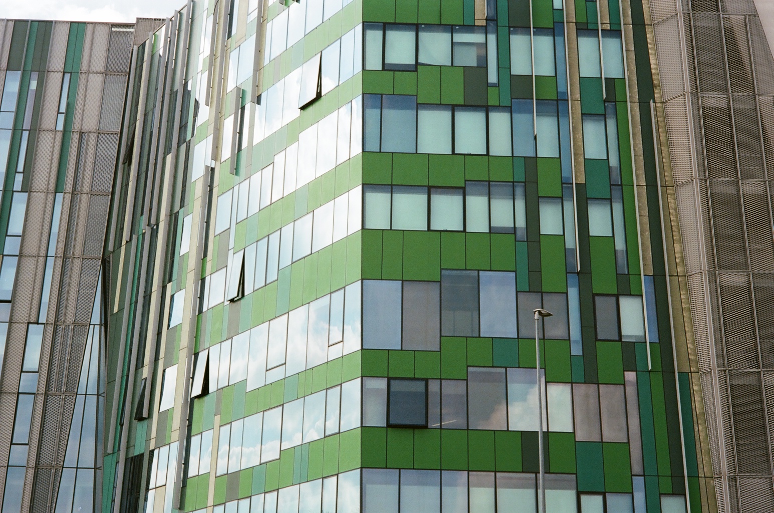 Palazzi Direzionali Milanesi